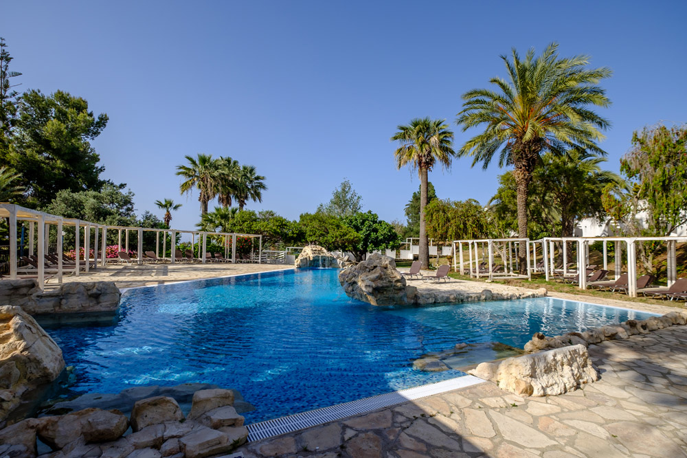 latchi family resort - paphos - whatsoncyprus.co